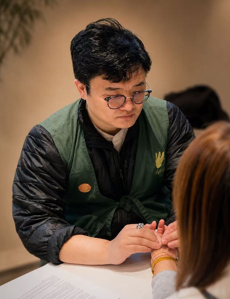 Haolong Song
